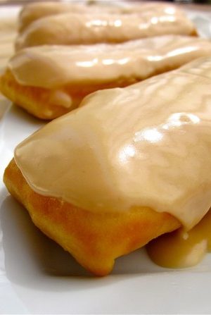 Maple Bars from TheFoodCharlatan.com