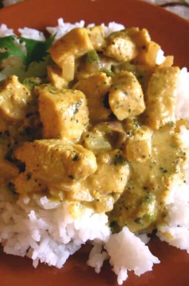 Basil Chicken in Coconut Curry Sauce from TheFoodCharlatan.com