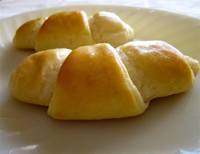 Buttery Homemade Crescent Rolls - That Skinny Chick Can Bake