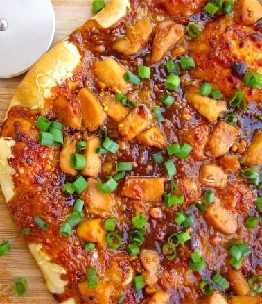 Malaysian Chicken Pizza from TheFoodCharlatan.com