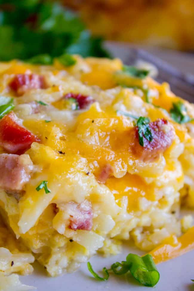 Cheese hashbrown breakfast casserole with ham