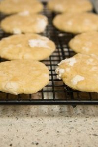 Vanilla Bean Crinkle Cookies from The Food Charlatan