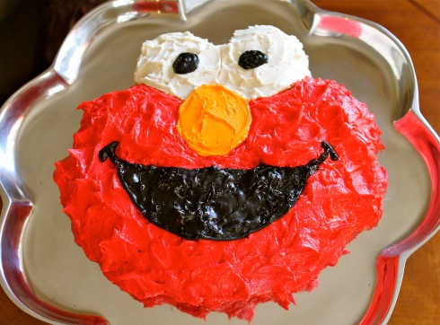 How to make an Elmo Cake  without mold  - 1