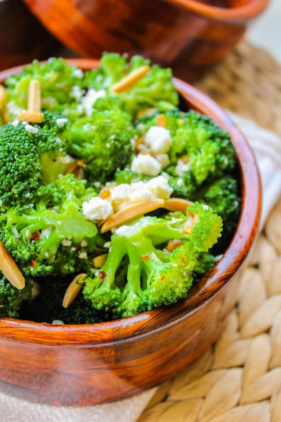 Quick Roasted Broccoli with Soy Sauce and Sesame (Video) – Kalyn's