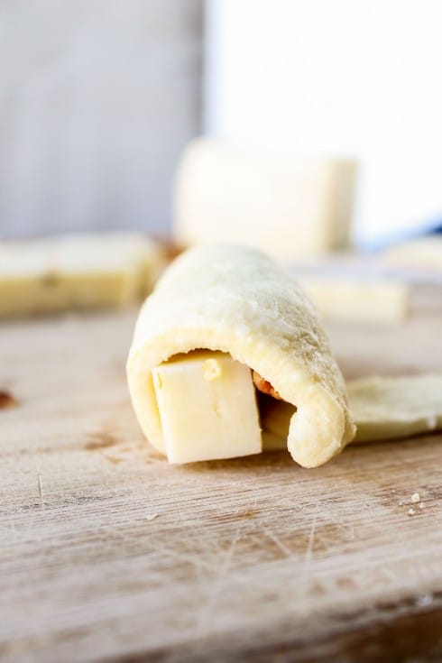 Bacon & Pepper-Jack Stuffed Crescent Rolls