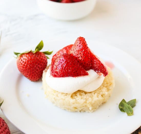 Sliced strawberries with lemon shortcake