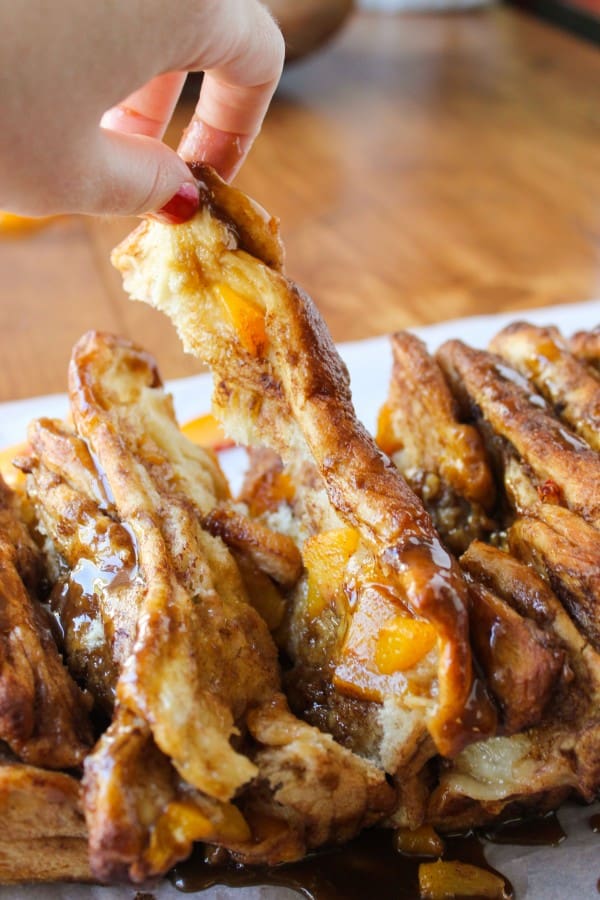 Peach Pull-Apart Bread with Caramel Sauce