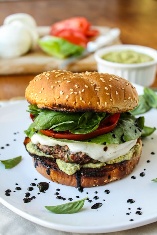 Caprese Burger with Artichoke Pesto Sauce | thefoodcharlatan.com