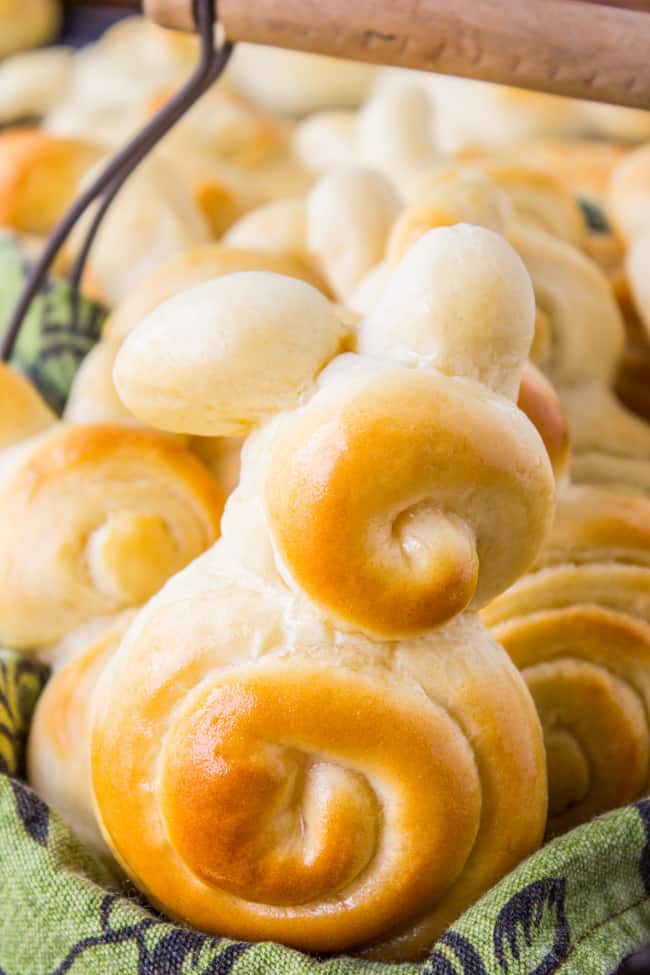 Easter Bunny Dinner Rolls (Lion House Rolls) from The Food Charlatan