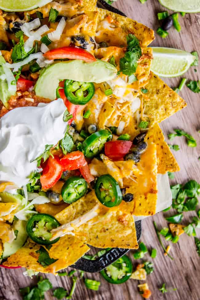 Cheesy Chicken Nachos Recipe