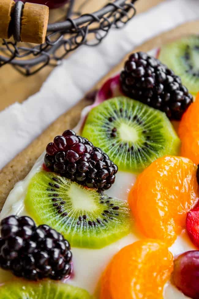 Easy Fruit Pizza