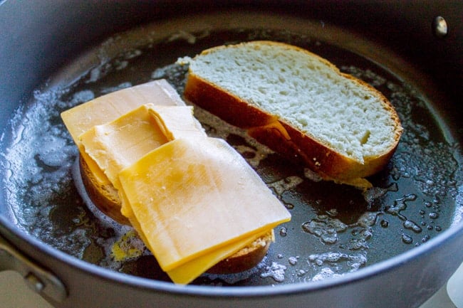 This Type Of Pan Will Help You Make The Best Grilled Cheese