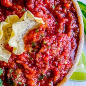 5 Minute Restaurant Style Salsa and How to Host Taco Tuesday from The Food Charlatan