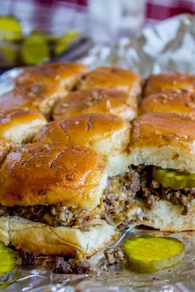 Best Cheeseburger Sliders Recipe - How to Make Cheeseburger Sliders