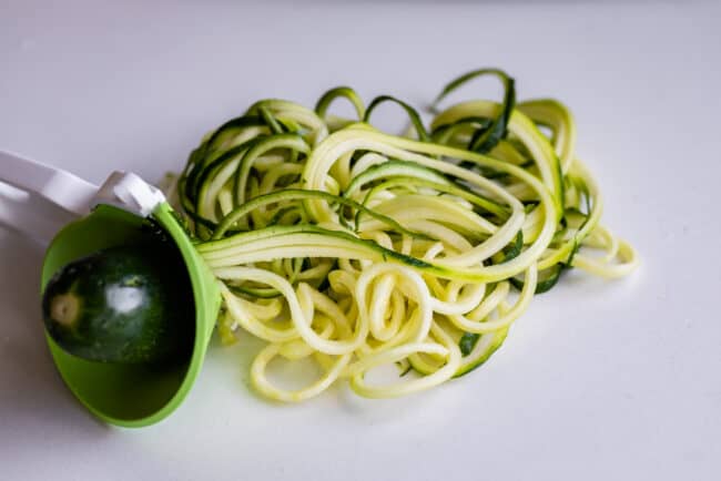 How to Make Zoodles (4 ways) w/o a Spiralizer - The Food Charlatan