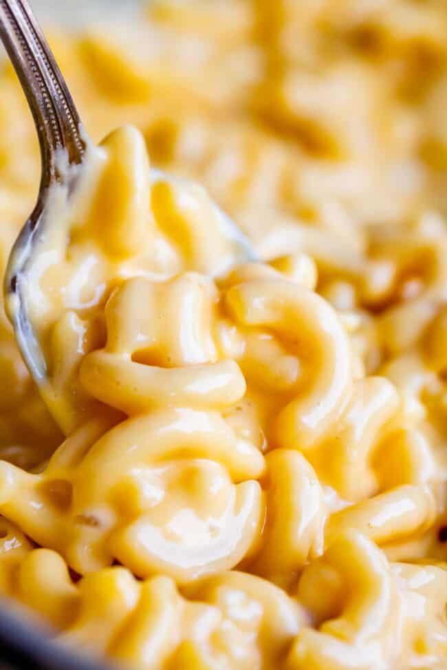 Easy Macaroni Cheese {One Pan}