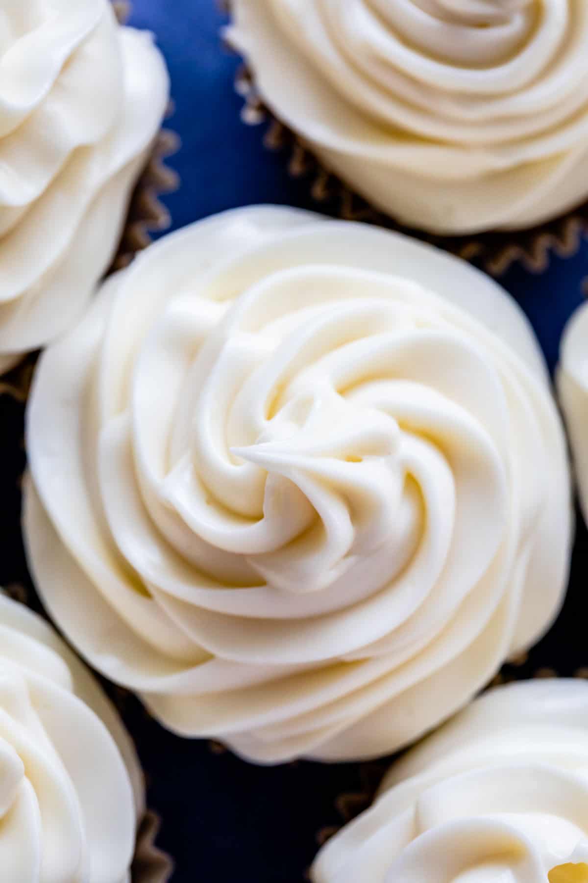 Easy Cream Cheese Frosting The Food Charlatan