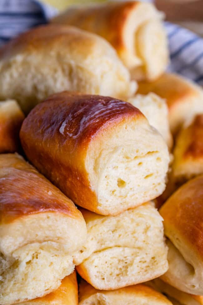 Best Parker House Rolls Recipe - 73