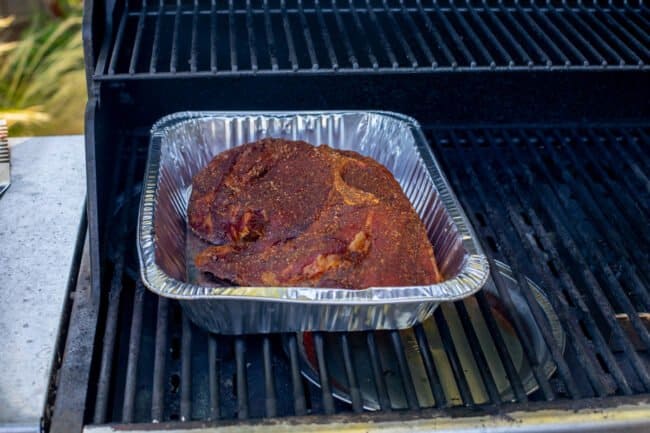 Pork shoulder 2024 gas grill