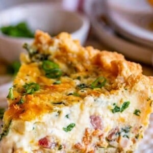 Easy Quiche Recipe with Bacon and Spinach