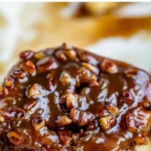 Homemade Caramel Pecan Rolls Recipe