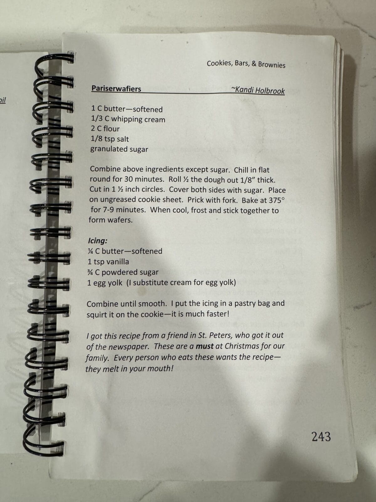 picture of a recipe book with recipe for pariserwafiers.